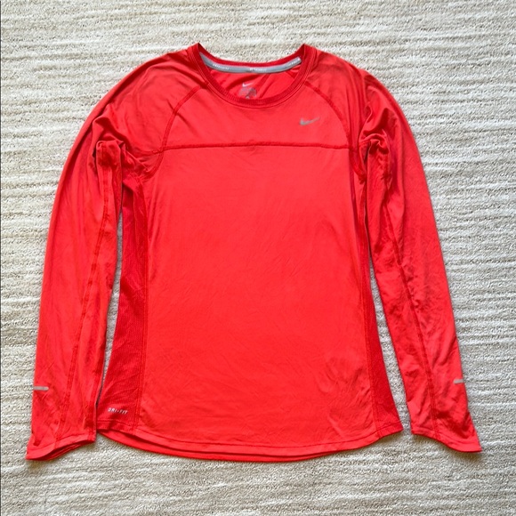 Nike Tops - Nike Miller Women’s Long Sleeve Running Red Top Size Medium